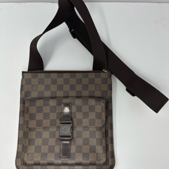 LOUIS VUITTON DAMIER POCHETTE MELVILE - Picture 1 of 7